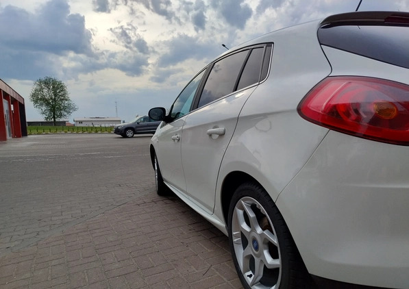 Fiat Bravo cena 17999 przebieg: 282700, rok produkcji 2010 z Lubawa małe 742